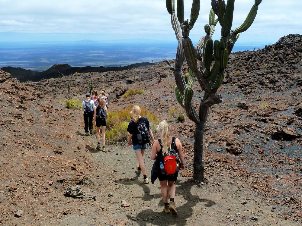 Vulkanvandring på Galapagosöarna