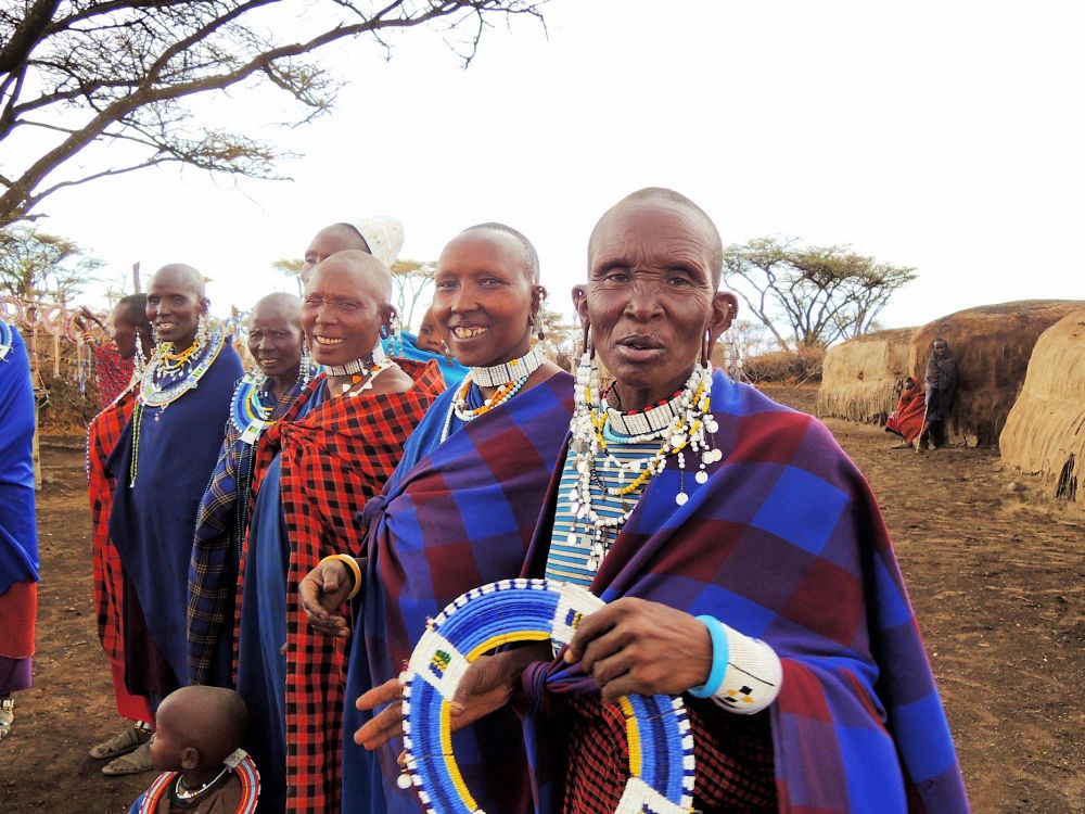 Besök Masai-stamfolket
