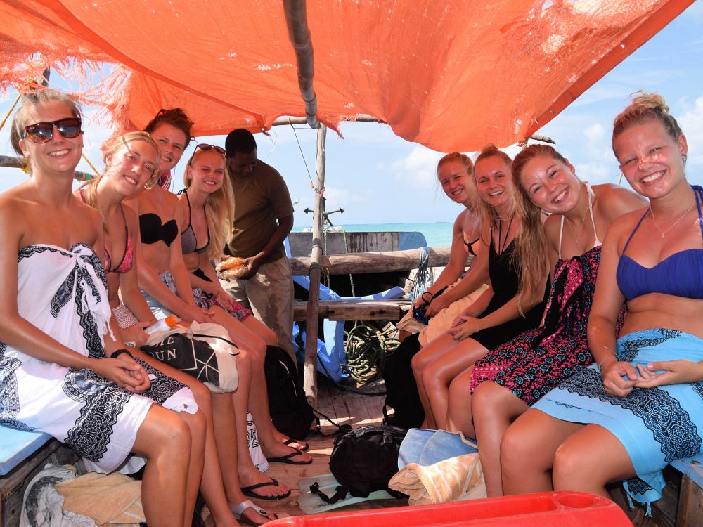 Segla i en traditionell Dhow