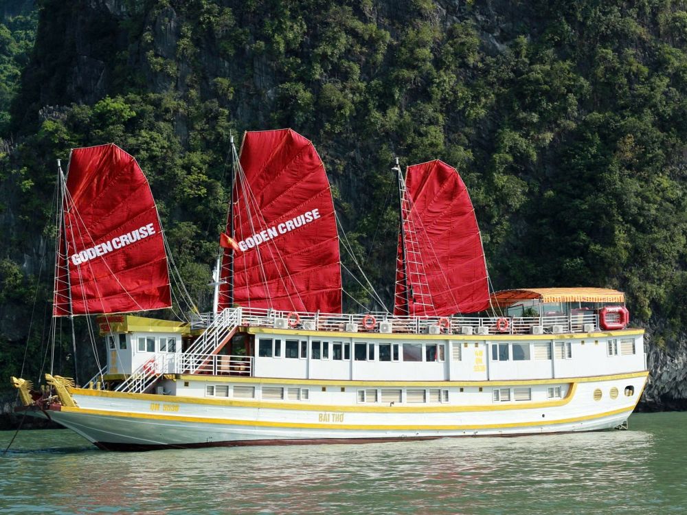 Båten i Halong 