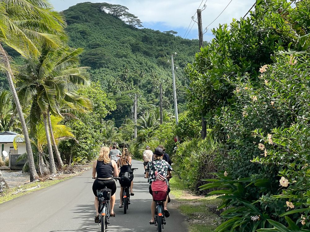 Cykeltur på Tahaa 